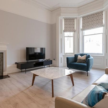 Kensington 2 Bed 2 Bath Apartment For 5 Guests Лондон Екстер'єр фото